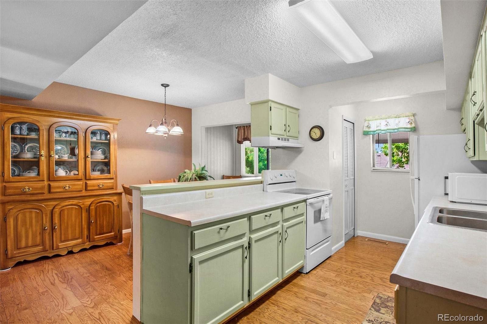 MLS Image #10 for 5082  masheena lane,colorado springs, Colorado