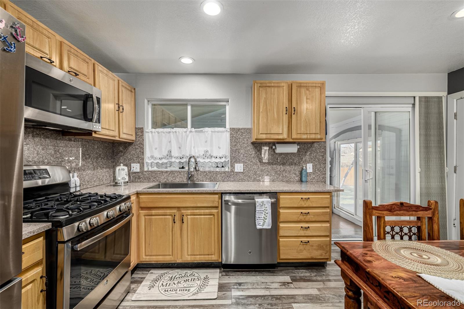 MLS Image #20 for 16357 e wyoming drive,aurora, Colorado