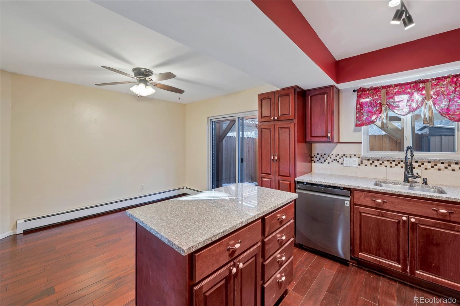 MLS Image #10 for 12906 w 24th place,golden, Colorado