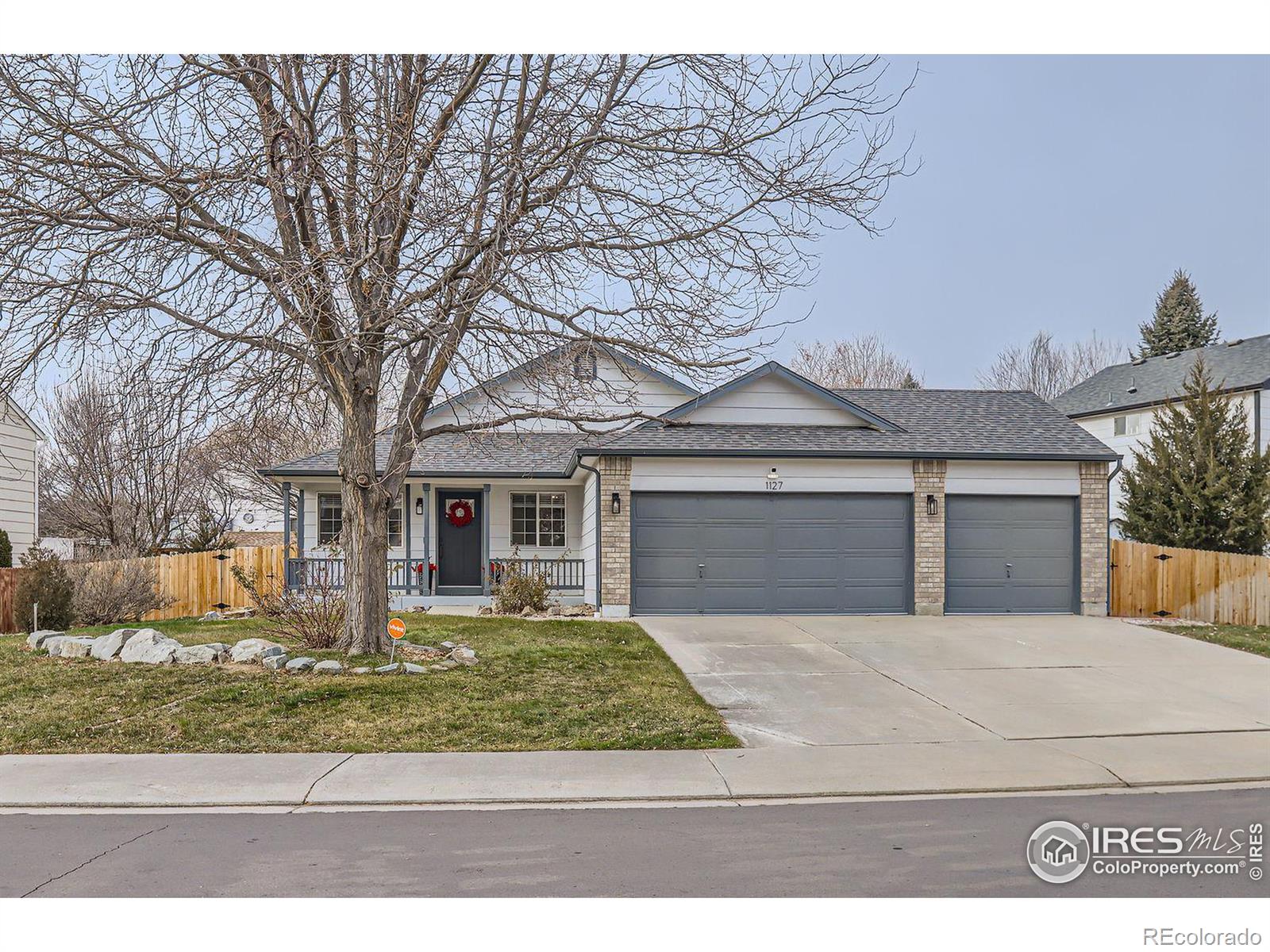 MLS Image #1 for 1127  red oak drive,longmont, Colorado