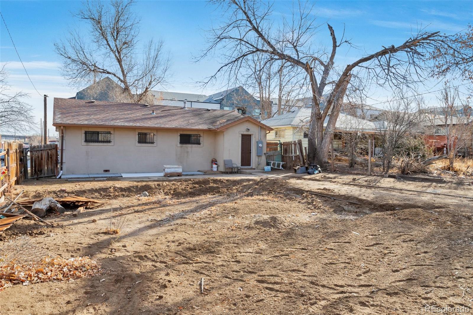 MLS Image #10 for 701 s lipan street,denver, Colorado