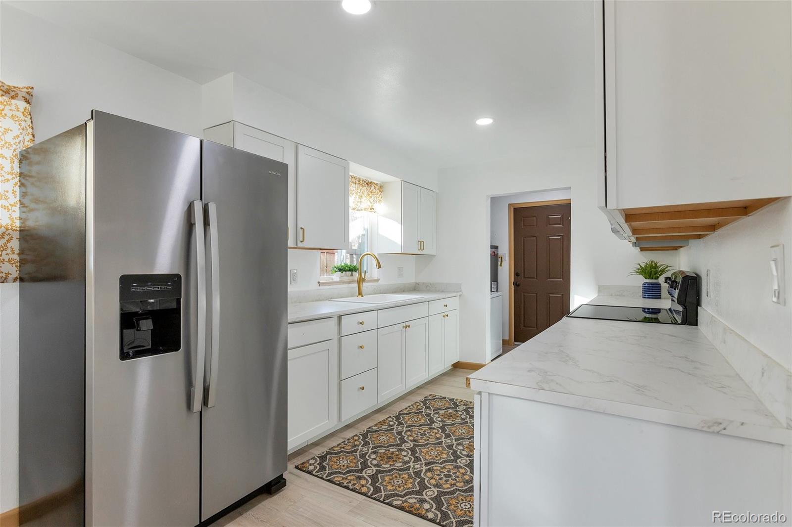 MLS Image #3 for 701 s lipan street,denver, Colorado