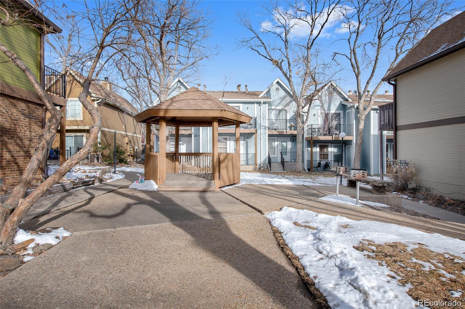 MLS Image #14 for 63 s sable boulevard,aurora, Colorado