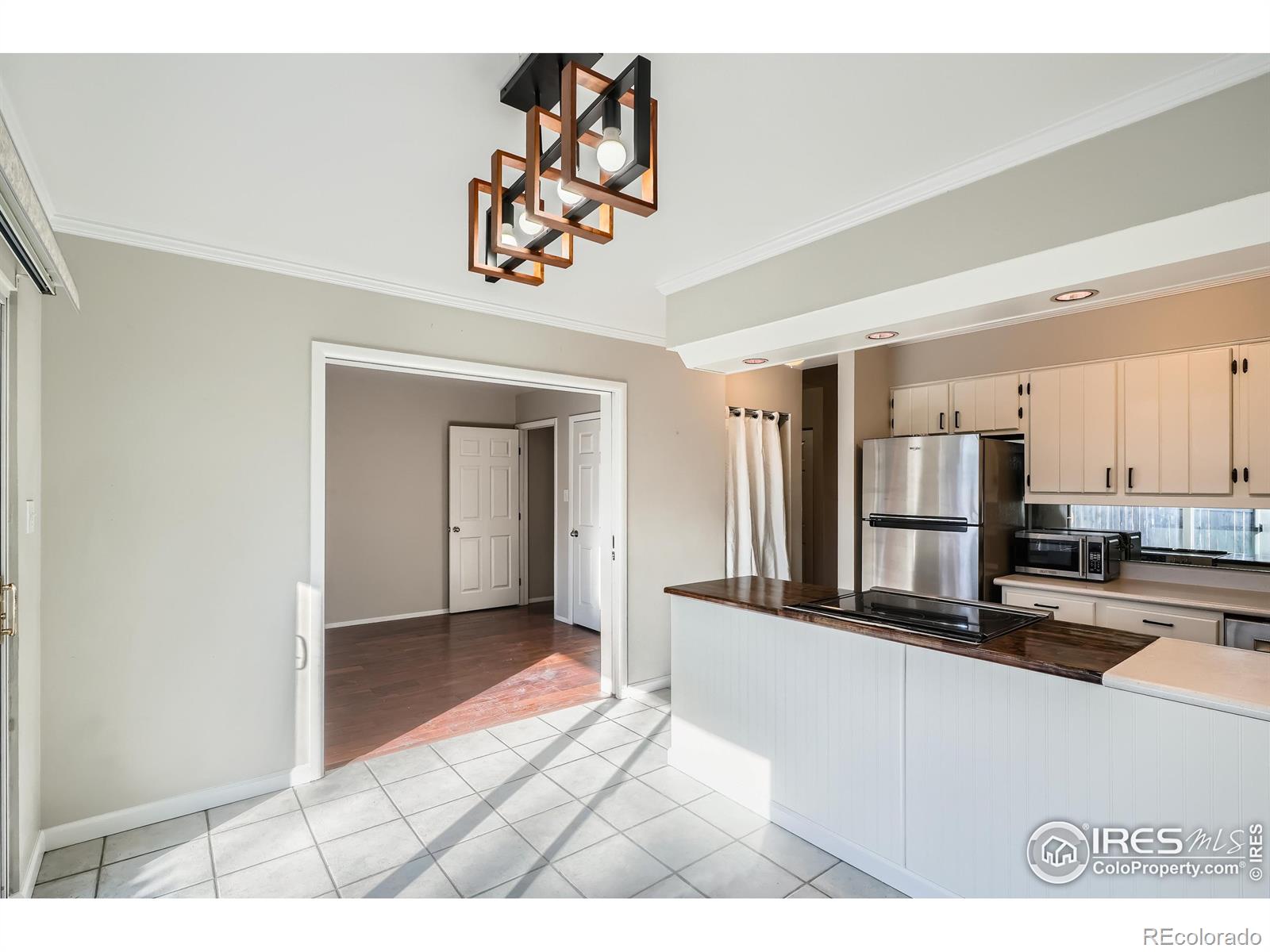 MLS Image #14 for 6495 e happy canyon road,denver, Colorado