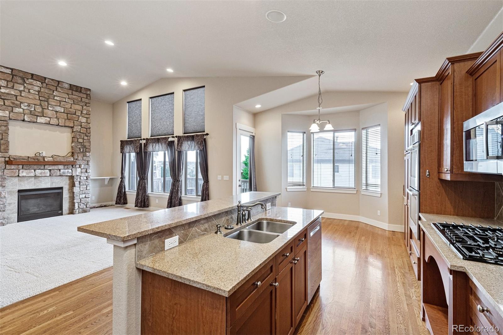 MLS Image #10 for 22554 e peakview place,aurora, Colorado