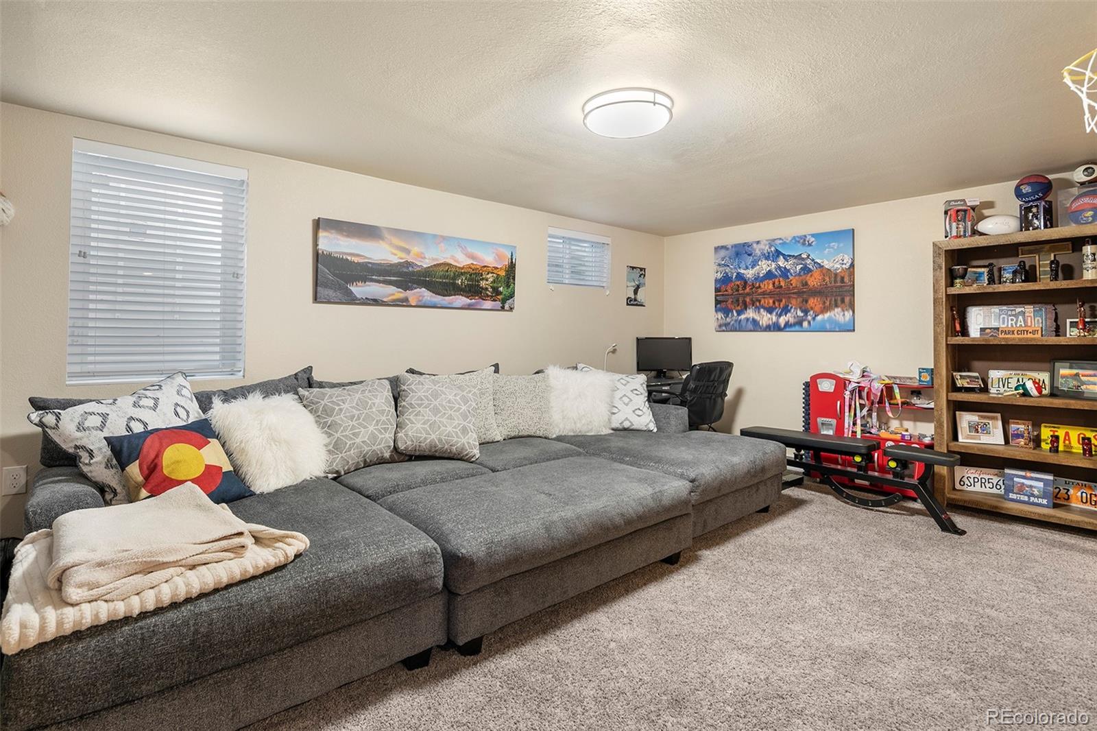 MLS Image #20 for 6631 e ithaca place,denver, Colorado