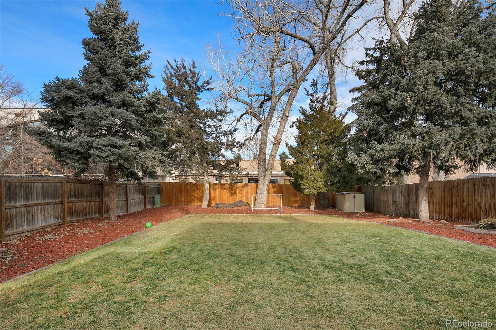 MLS Image #25 for 6631 e ithaca place,denver, Colorado