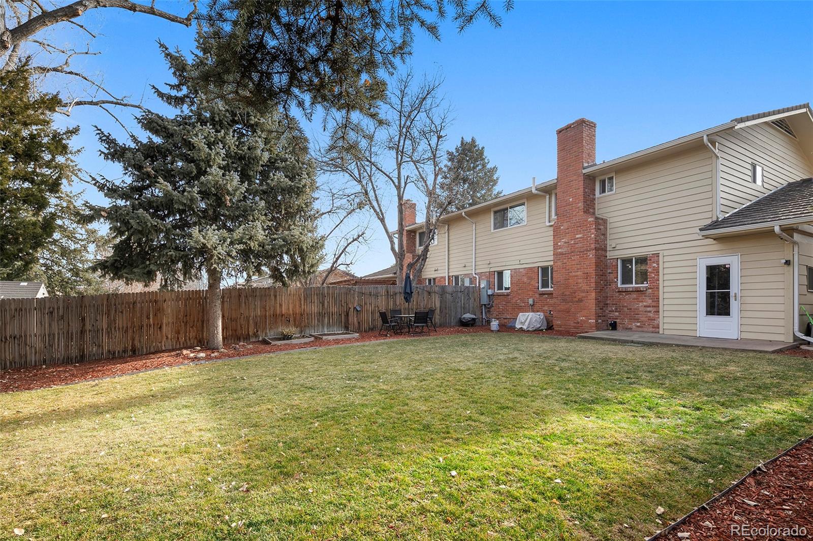 MLS Image #26 for 6631 e ithaca place,denver, Colorado