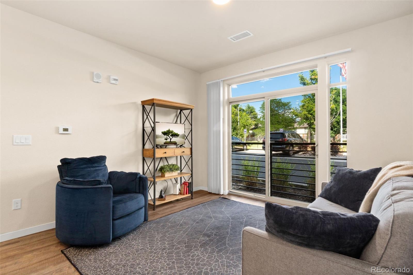 MLS Image #10 for 155 s monaco parkway 114,denver, Colorado