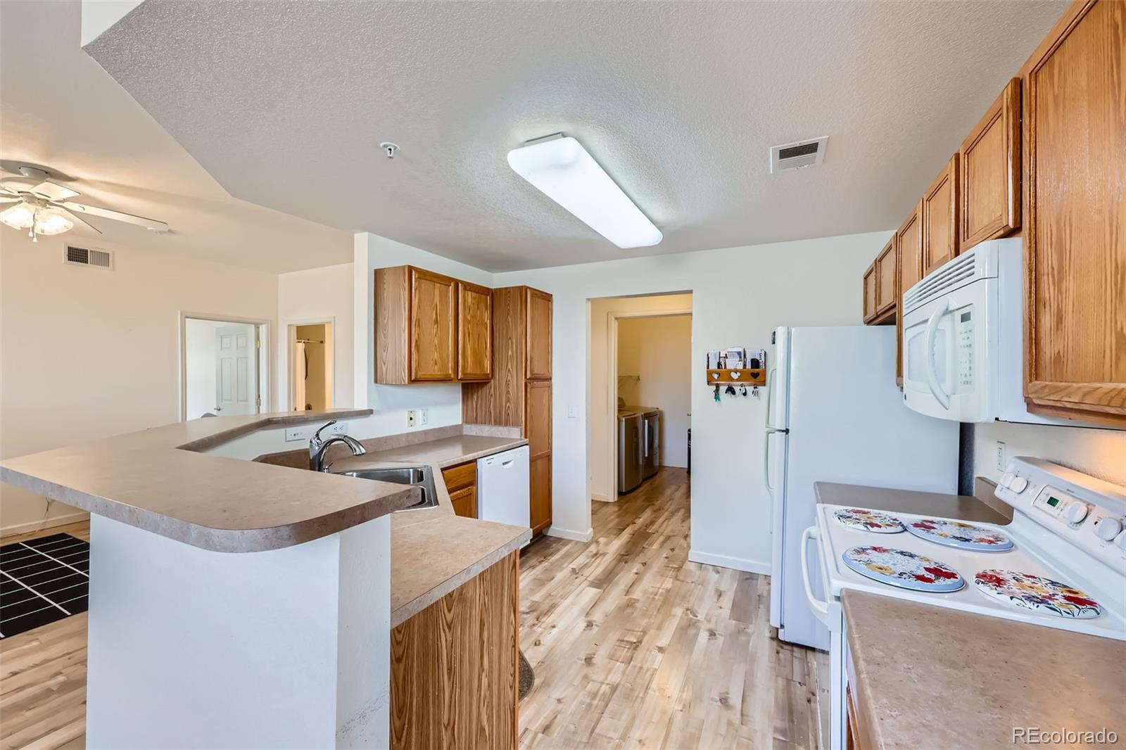 MLS Image #8 for 7440 s blackhawk street,englewood, Colorado