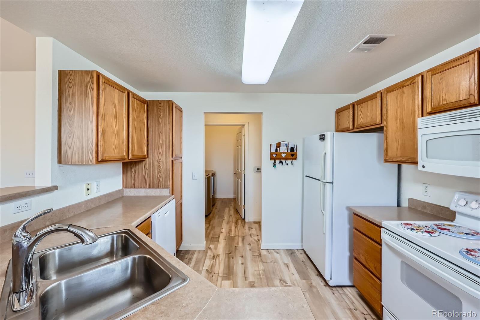 MLS Image #9 for 7440 s blackhawk street,englewood, Colorado