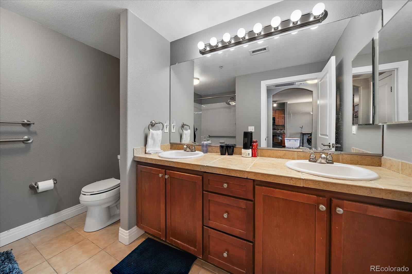 MLS Image #8 for 9059 e panorama circle,englewood, Colorado