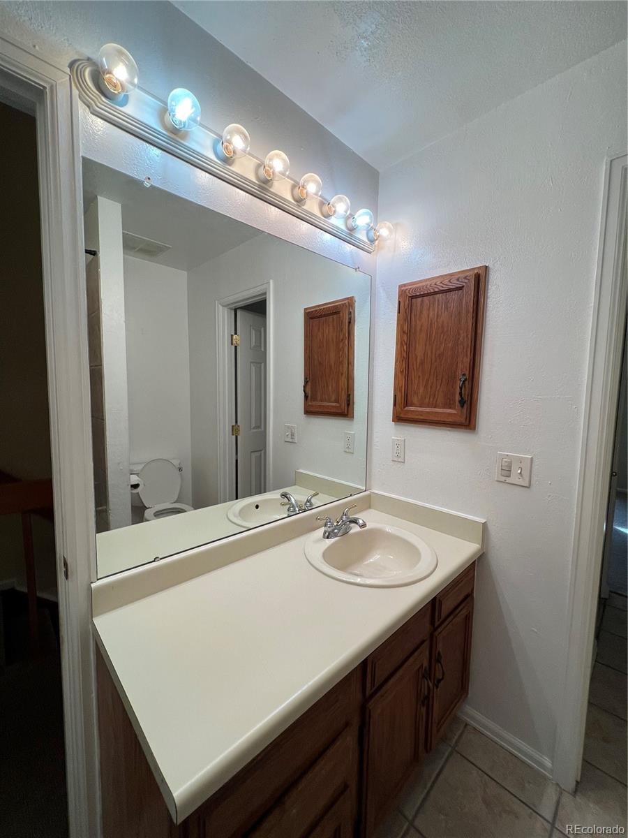 MLS Image #12 for 453 s kittredge street,aurora, Colorado