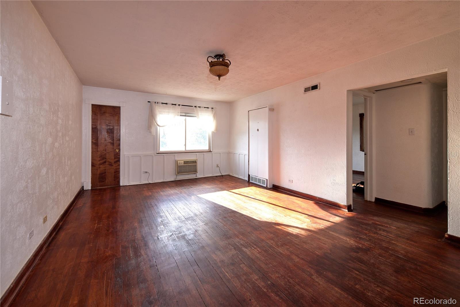 MLS Image #2 for 1620  colorado boulevard,denver, Colorado