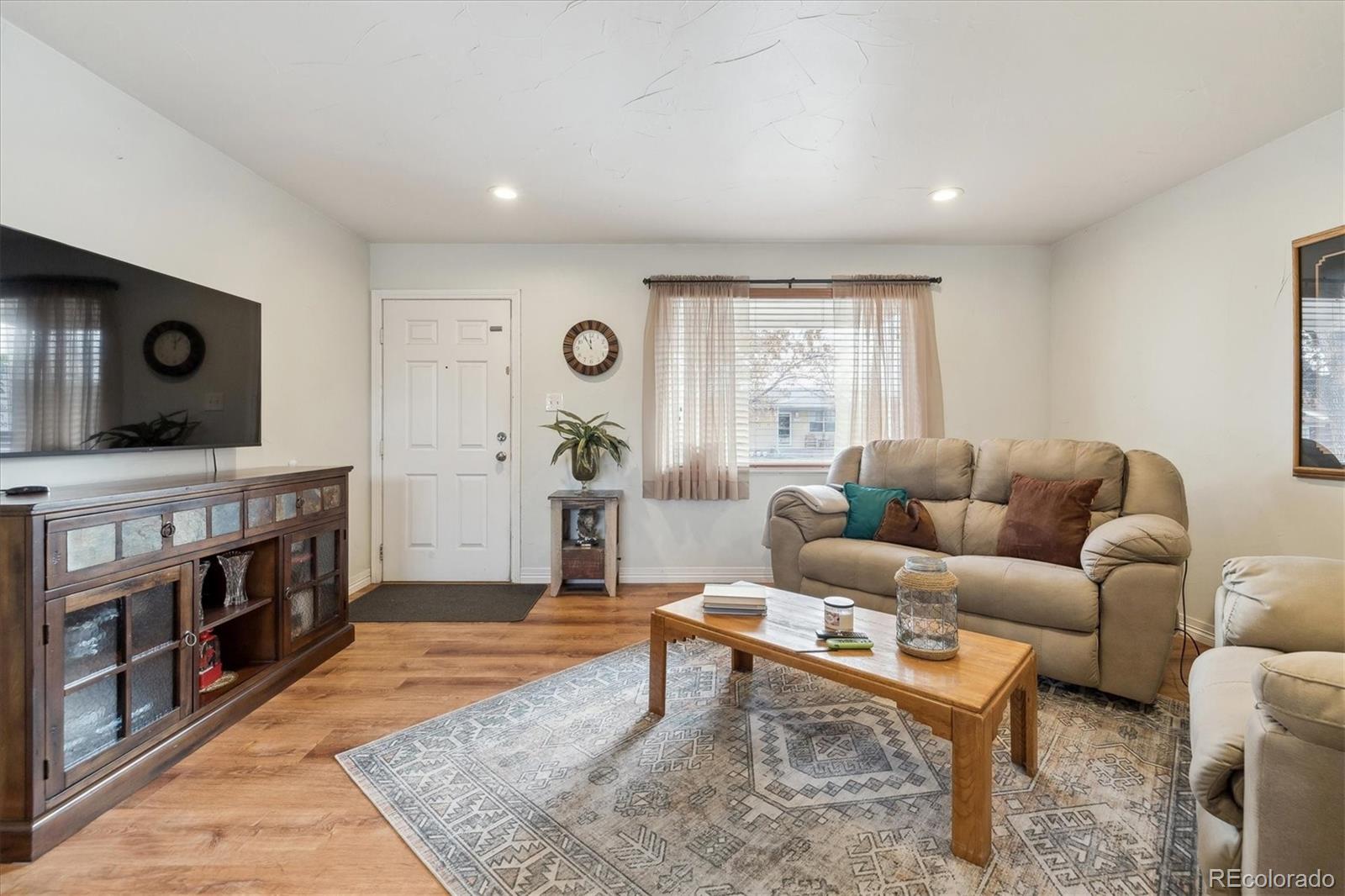 MLS Image #5 for 1947 e 117th way,northglenn, Colorado