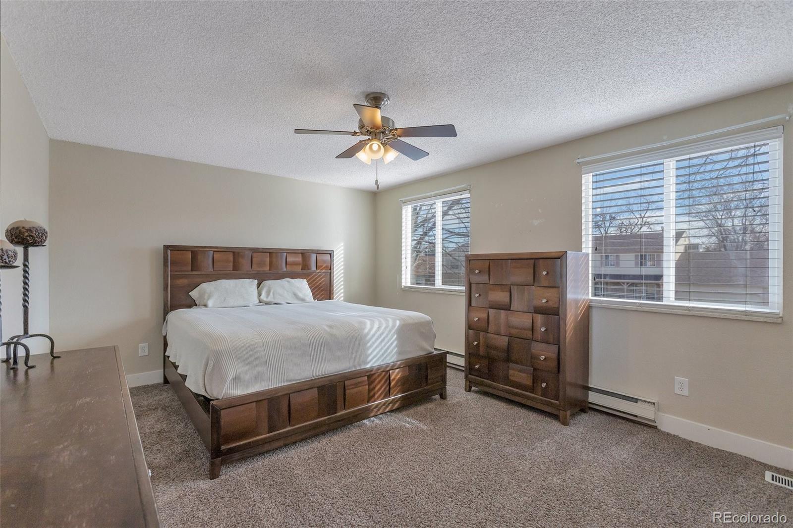 MLS Image #7 for 2221 s dearborn street,aurora, Colorado