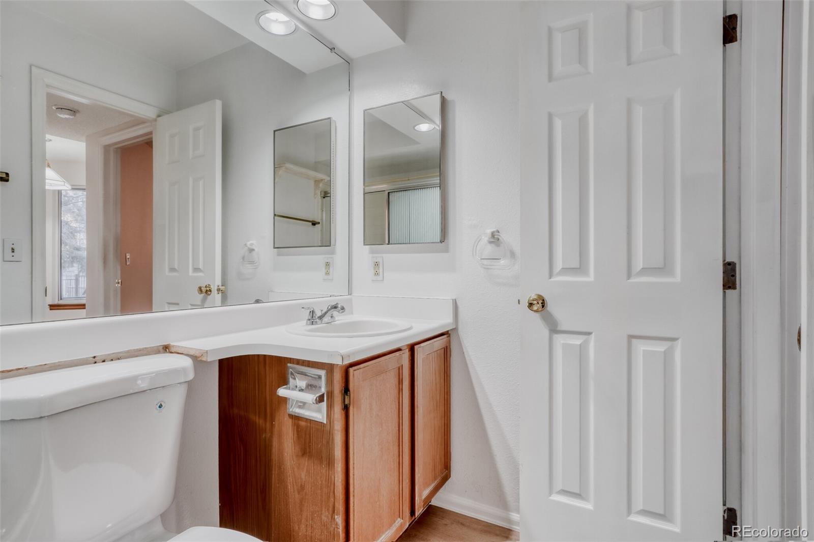 MLS Image #14 for 12525 e tennessee circle a,aurora, Colorado