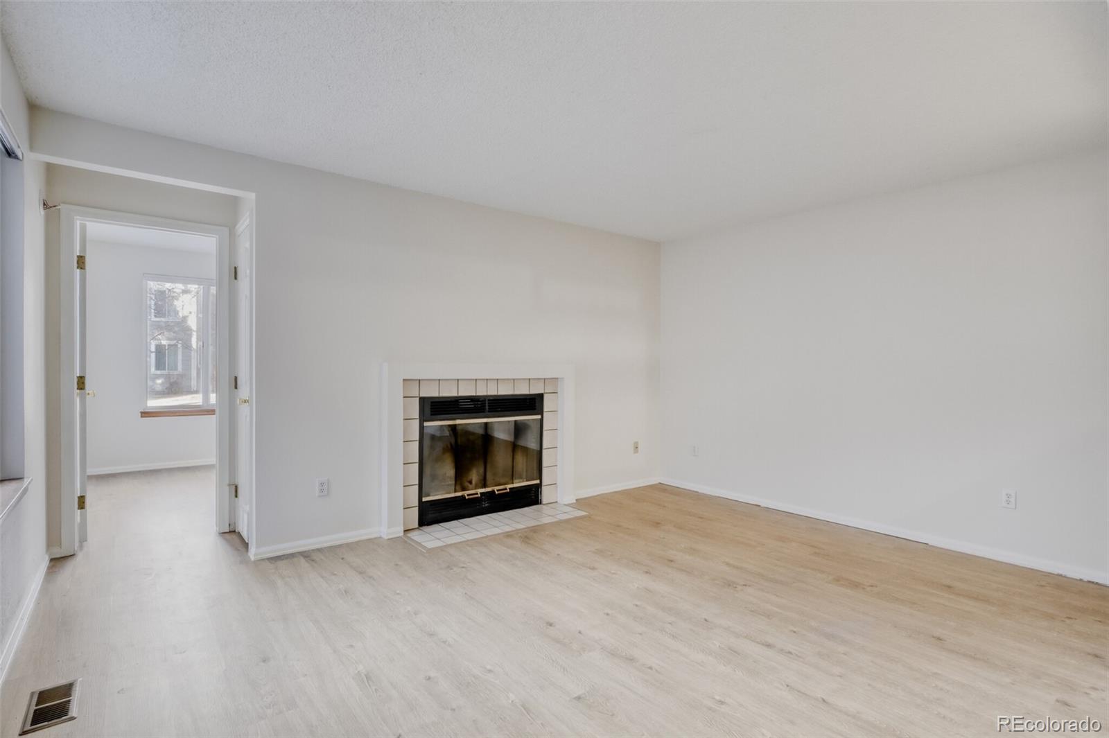 MLS Image #2 for 12525 e tennessee circle a,aurora, Colorado