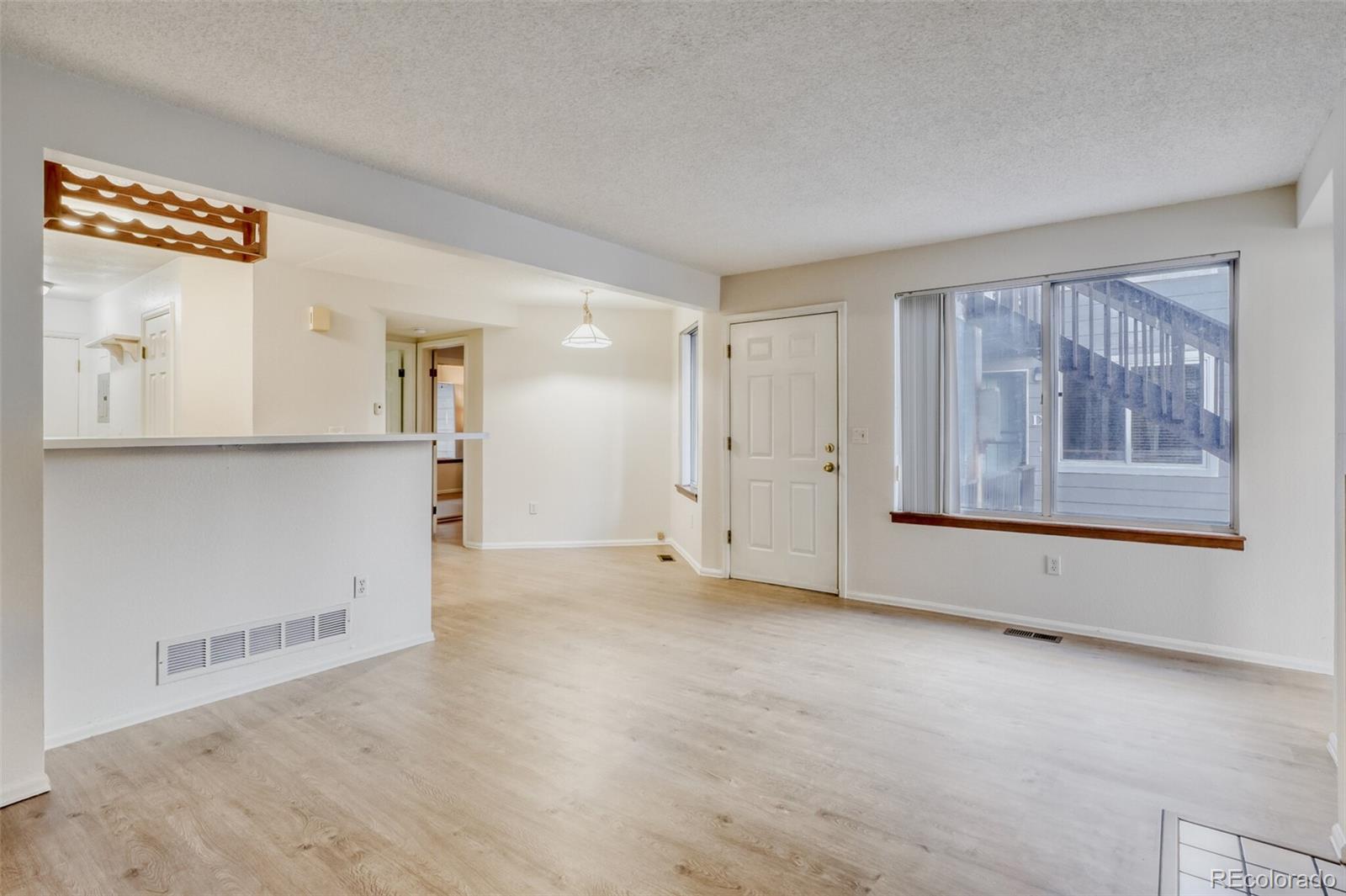 MLS Image #4 for 12525 e tennessee circle a,aurora, Colorado