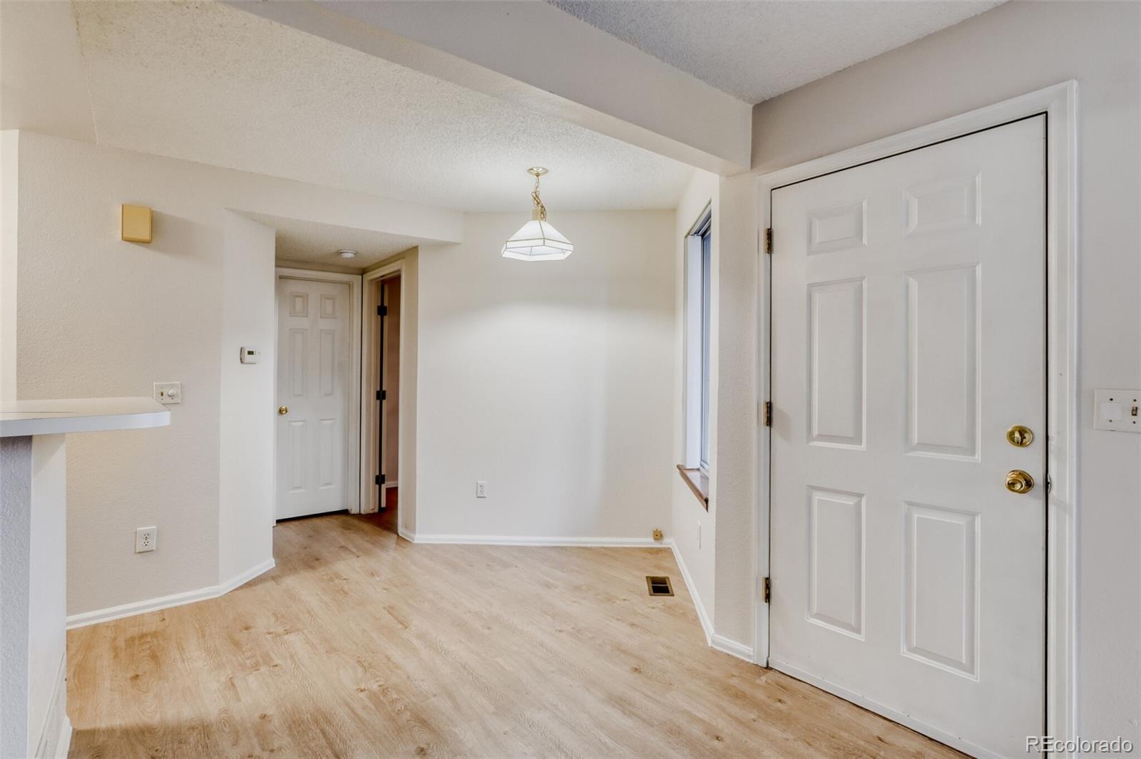 MLS Image #5 for 12525 e tennessee circle a,aurora, Colorado