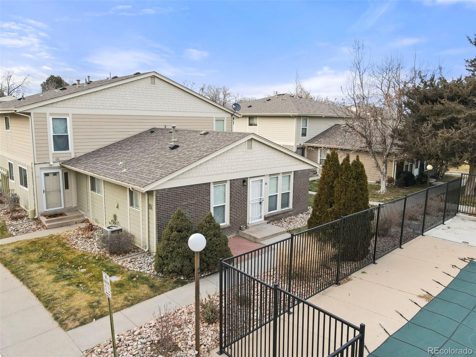 MLS Image #10 for 1250 s monaco parkway 61,denver, Colorado