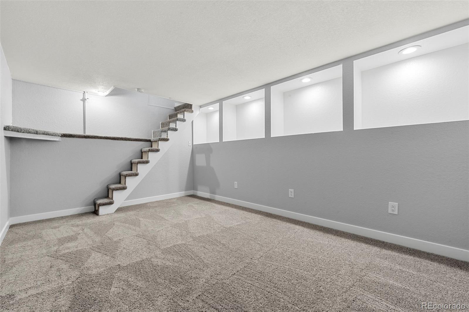 MLS Image #9 for 1250 s monaco parkway 61,denver, Colorado