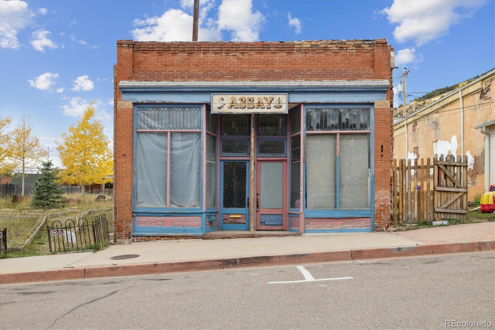 MLS Image #2 for 113 s 3rd street,victor, Colorado