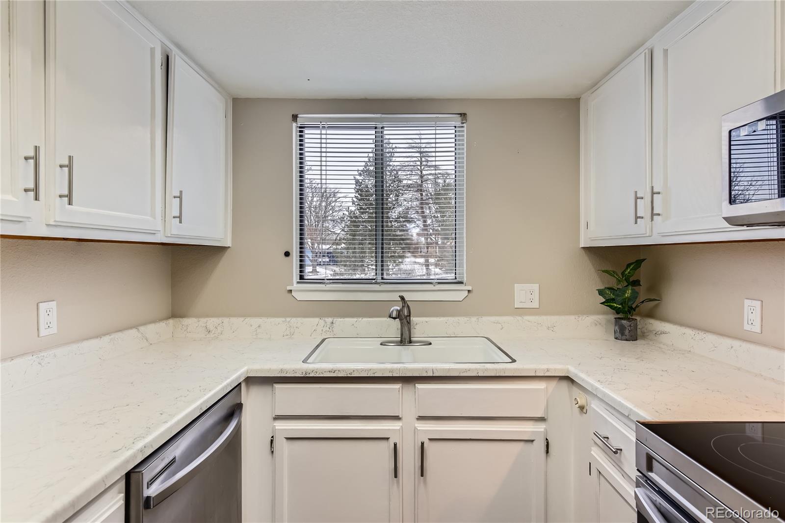 MLS Image #10 for 1312 s cathay court 202,aurora, Colorado