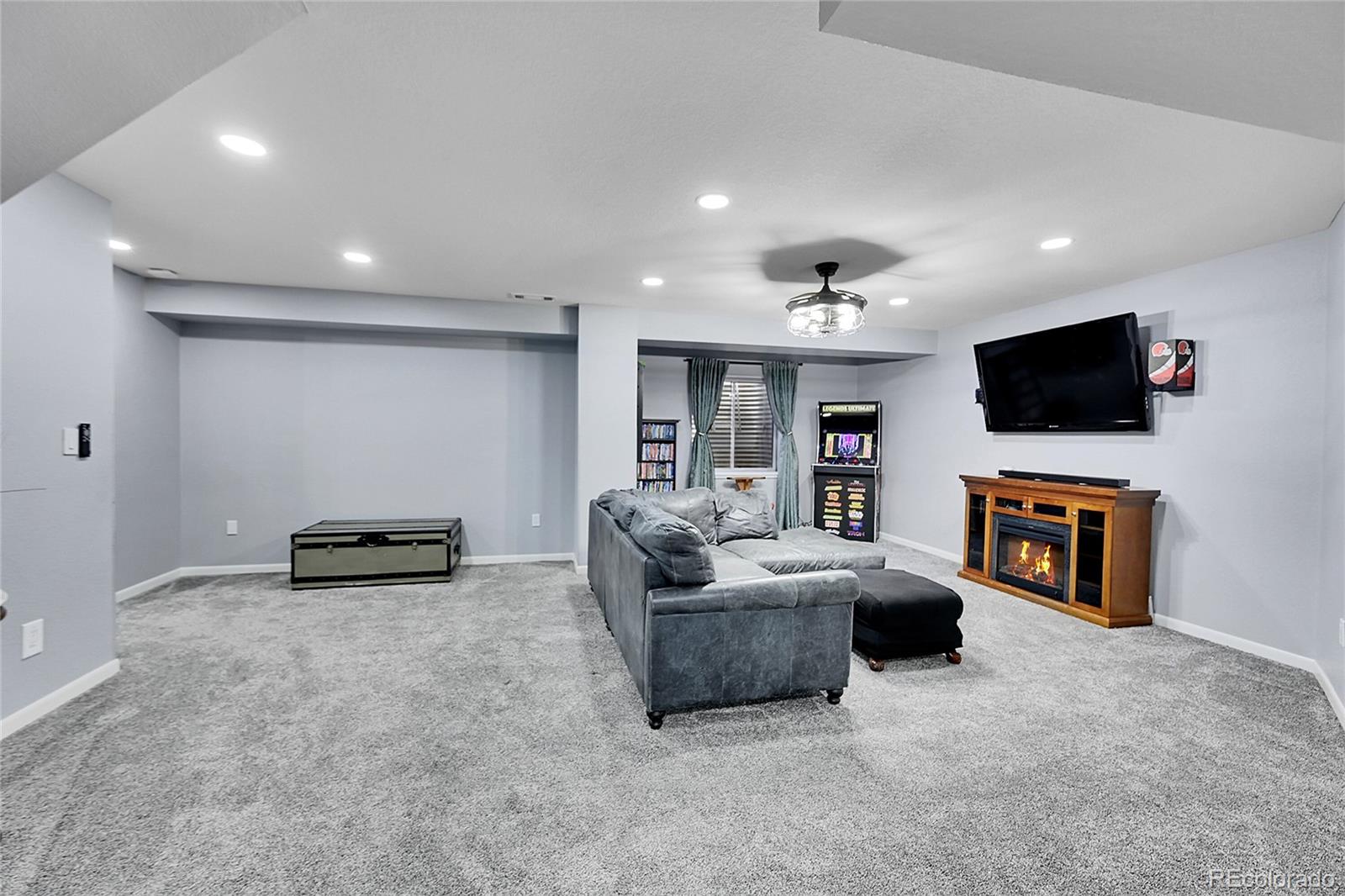 MLS Image #33 for 6610 s waco way,aurora, Colorado