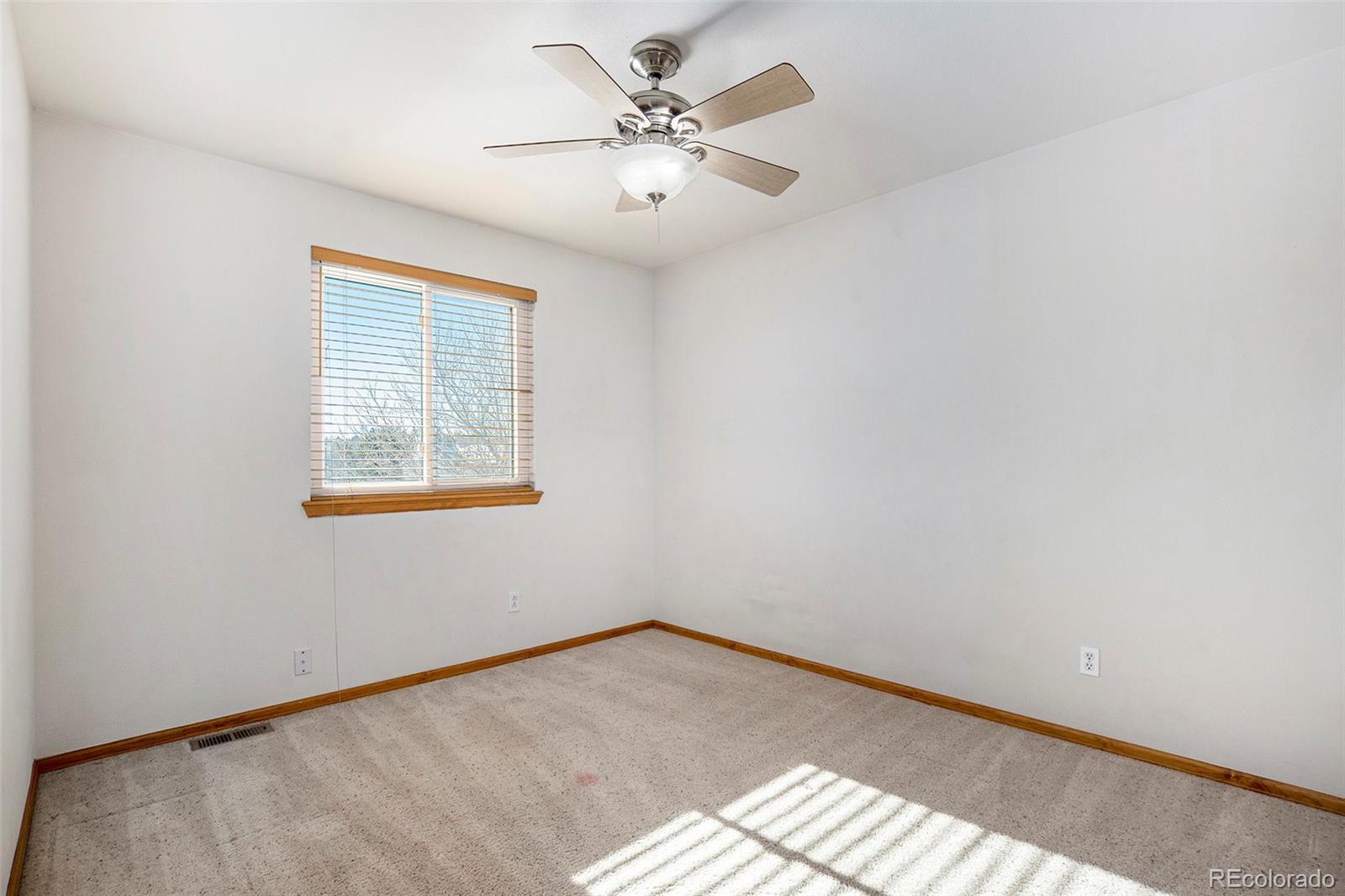 MLS Image #15 for 22341 e mercer place,aurora, Colorado