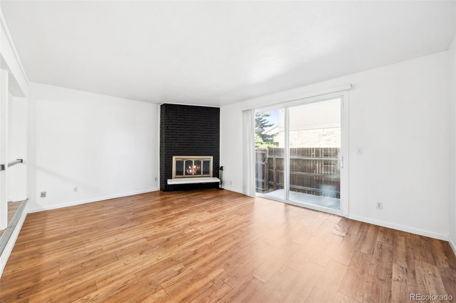 MLS Image #10 for 3855 s monaco street 106,denver, Colorado