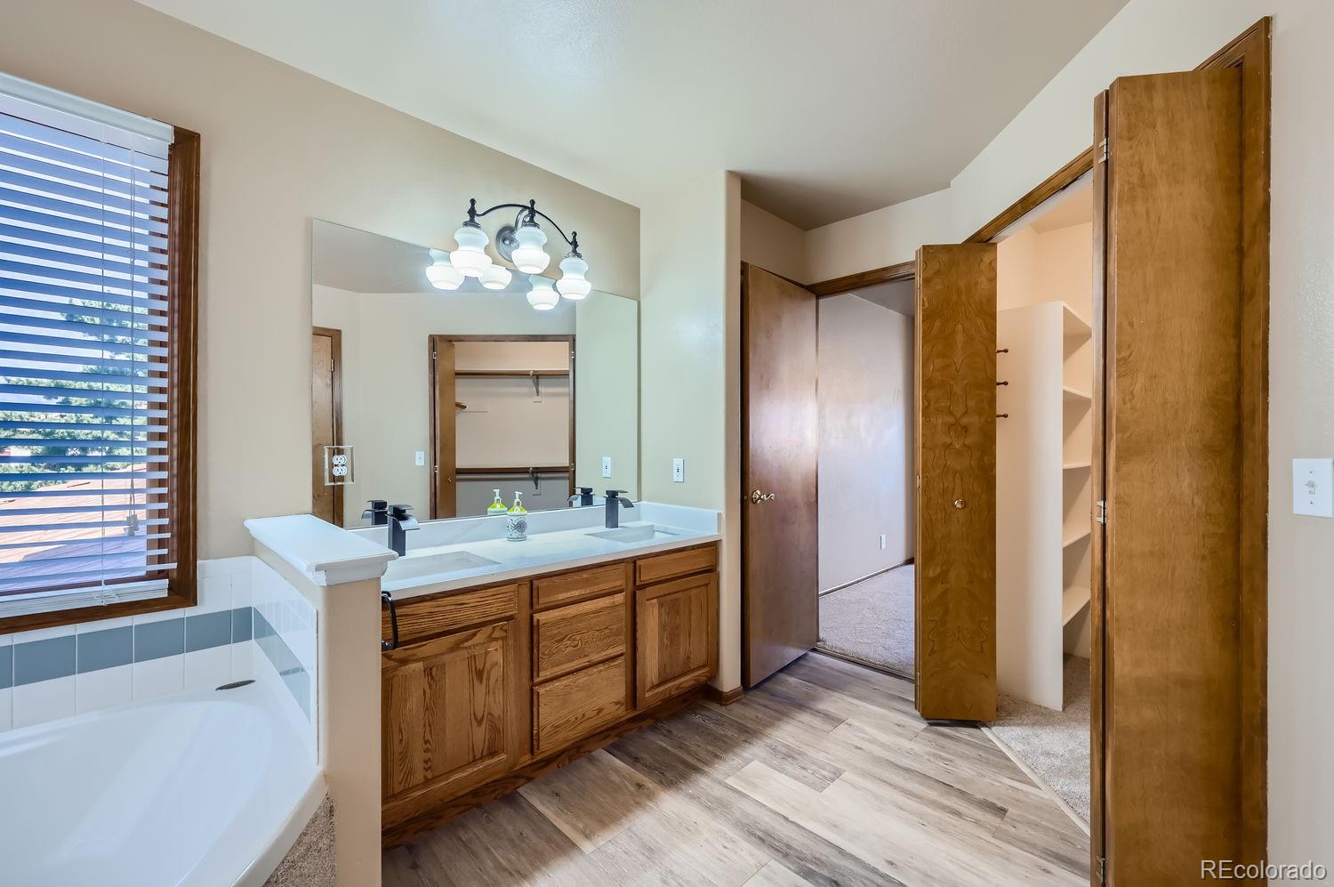 MLS Image #16 for 53  luxury lane,colorado springs, Colorado