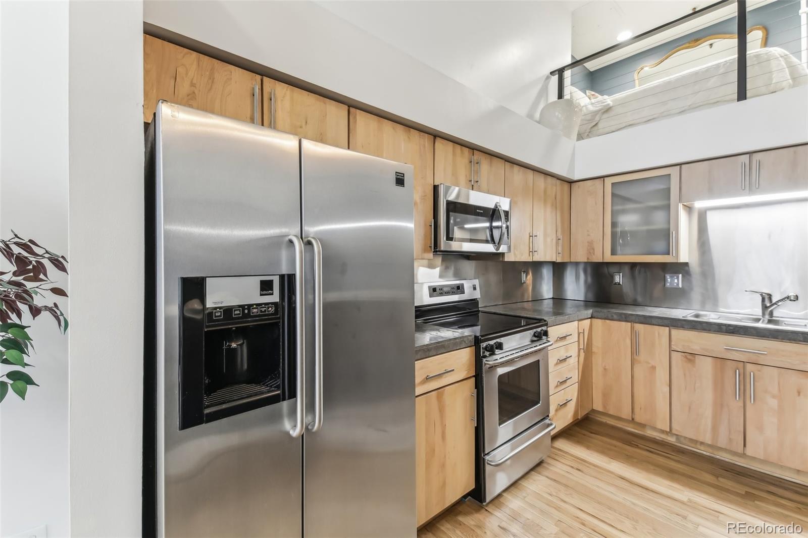 MLS Image #9 for 720  16th street,denver, Colorado