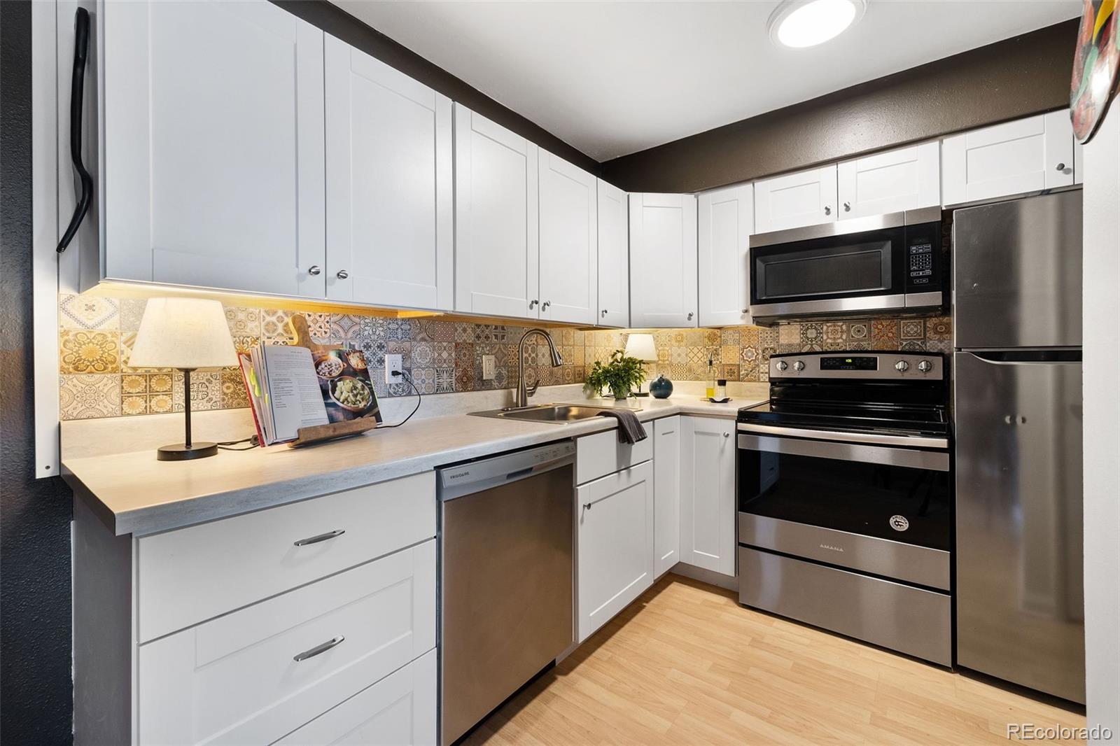 MLS Image #8 for 5300 e cherry creek south drive,denver, Colorado