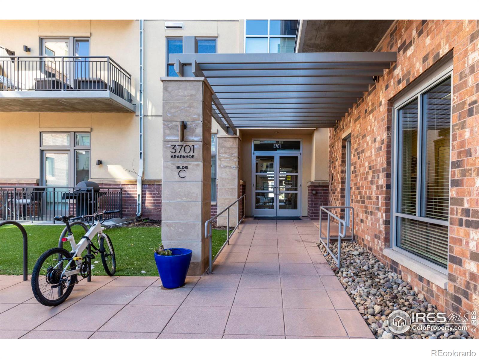 MLS Image #15 for 3701  arapahoe avenue,boulder, Colorado