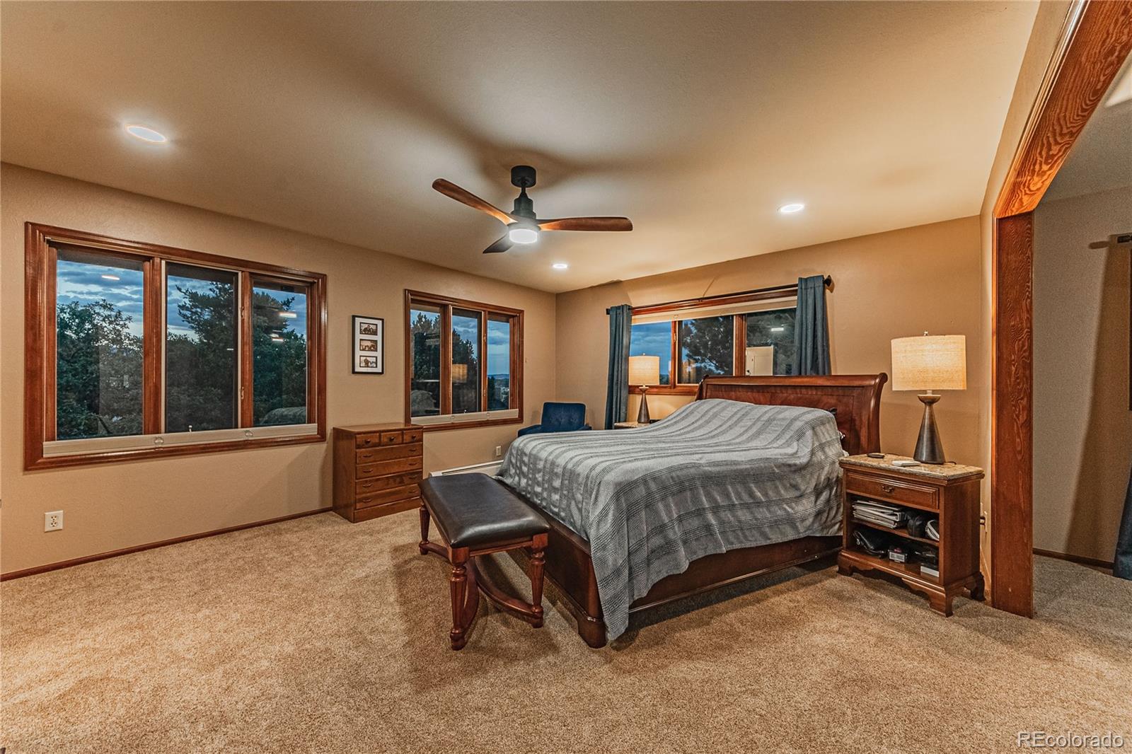 MLS Image #14 for 5145  golden hills court,colorado springs, Colorado