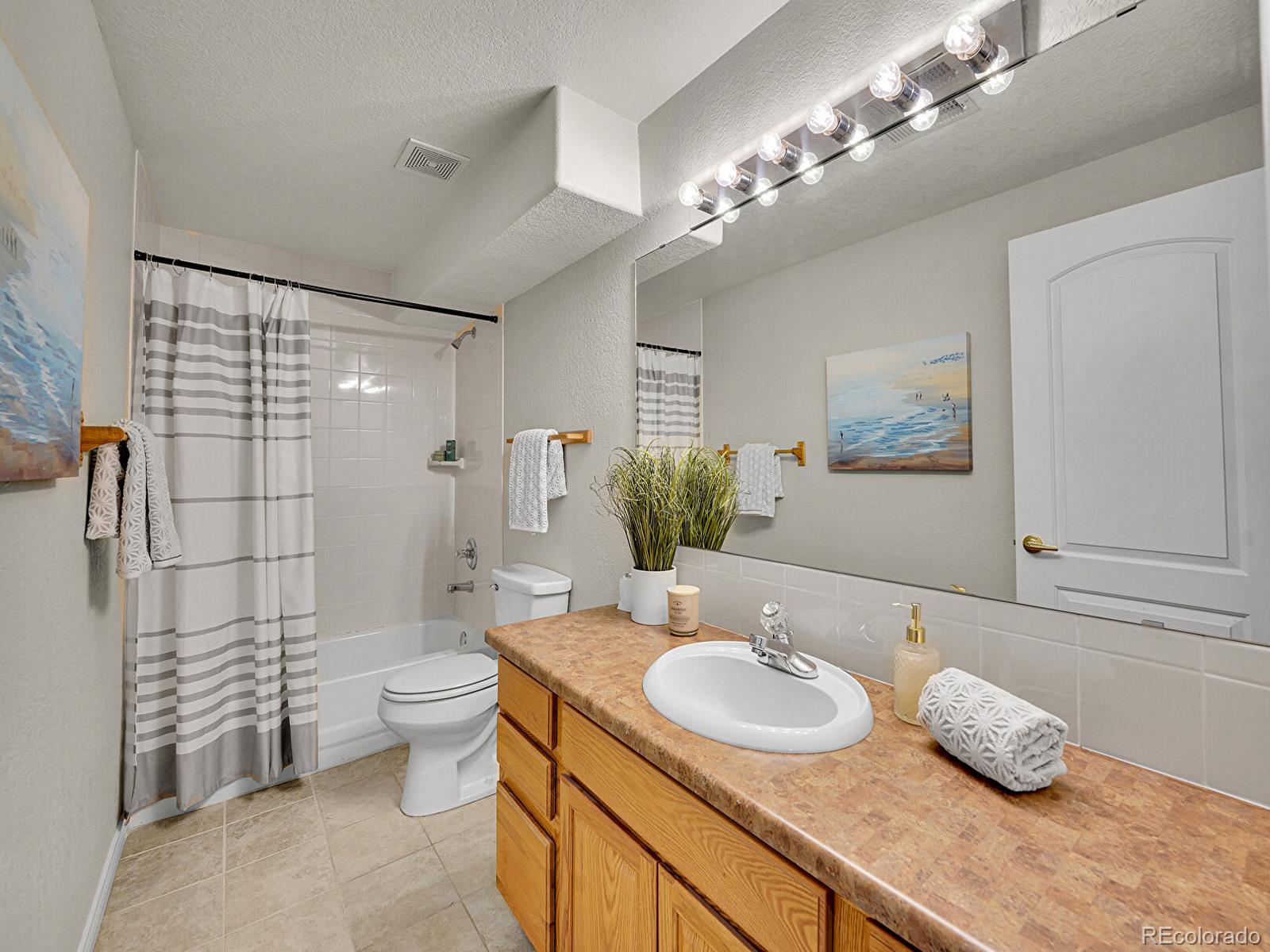 MLS Image #29 for 946  champion circle,longmont, Colorado