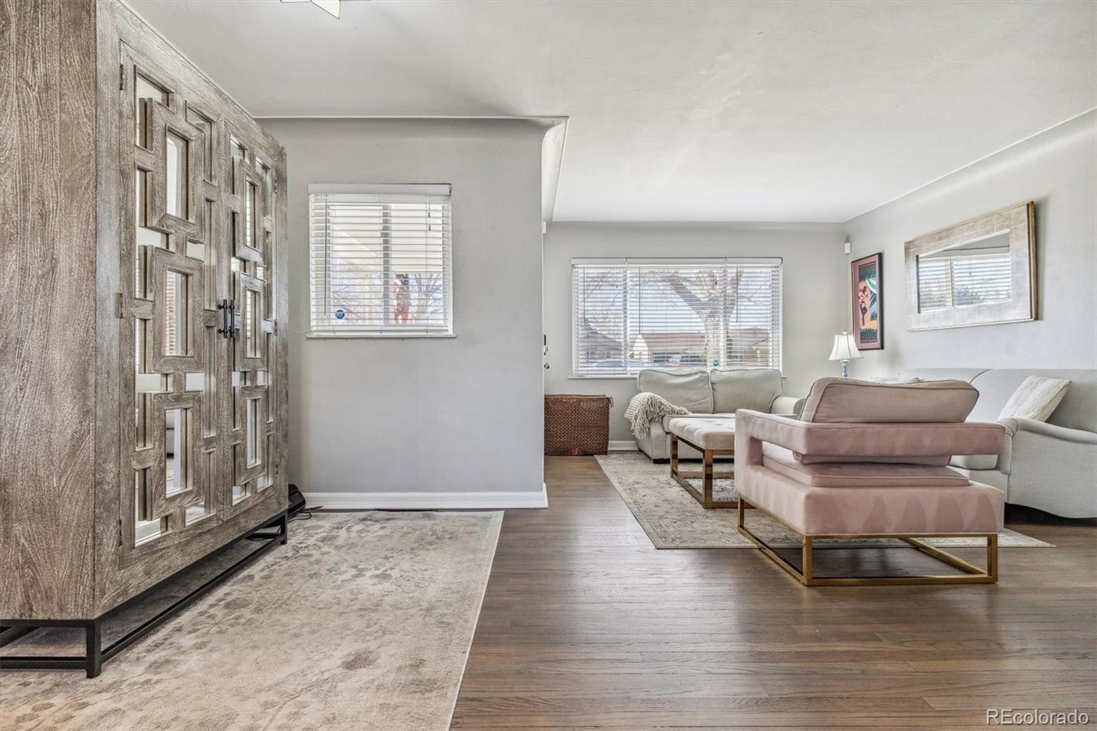 MLS Image #3 for 2916  ivanhoe street,denver, Colorado