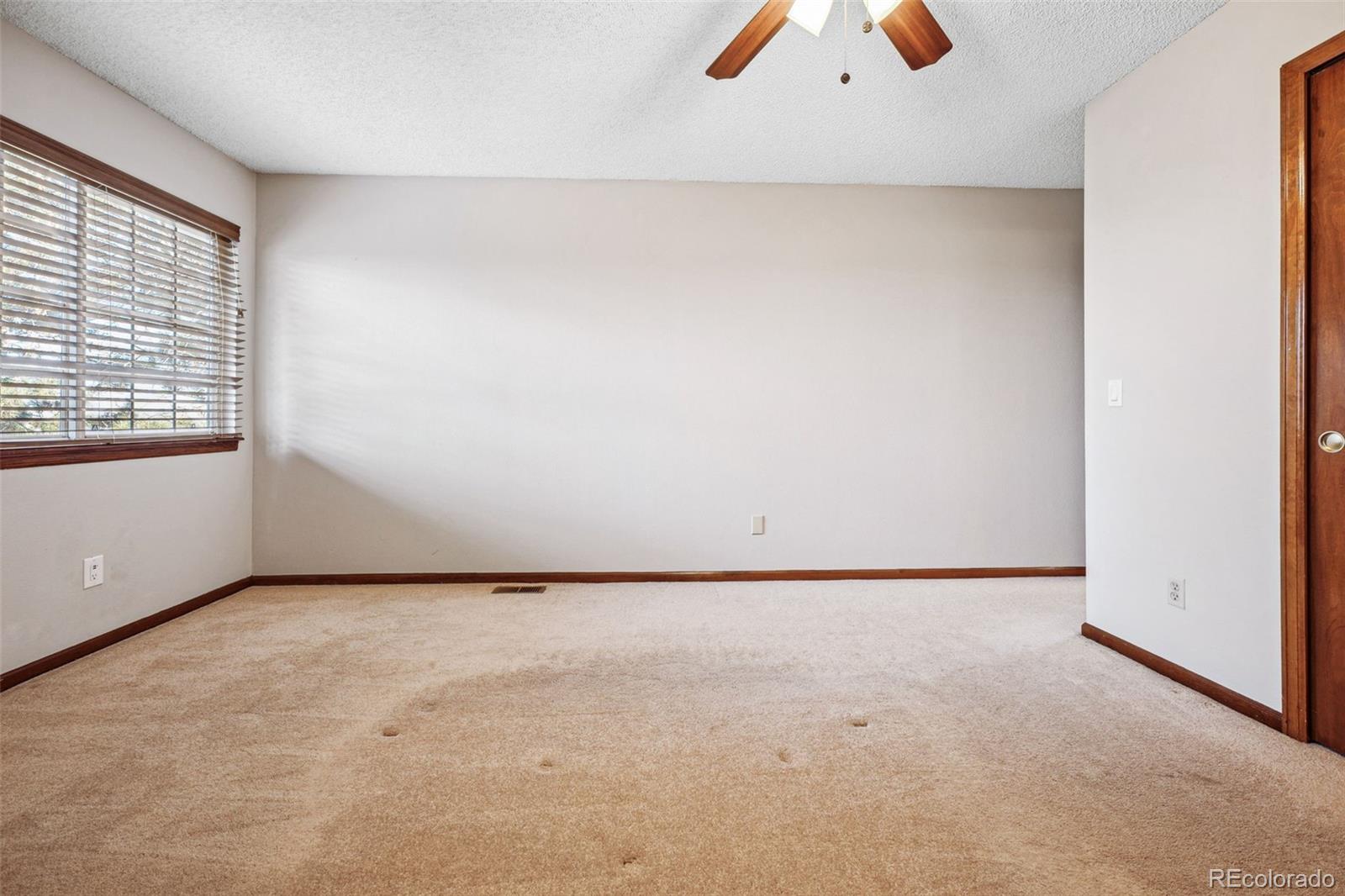 MLS Image #32 for 1470 s quebec way 82,denver, Colorado