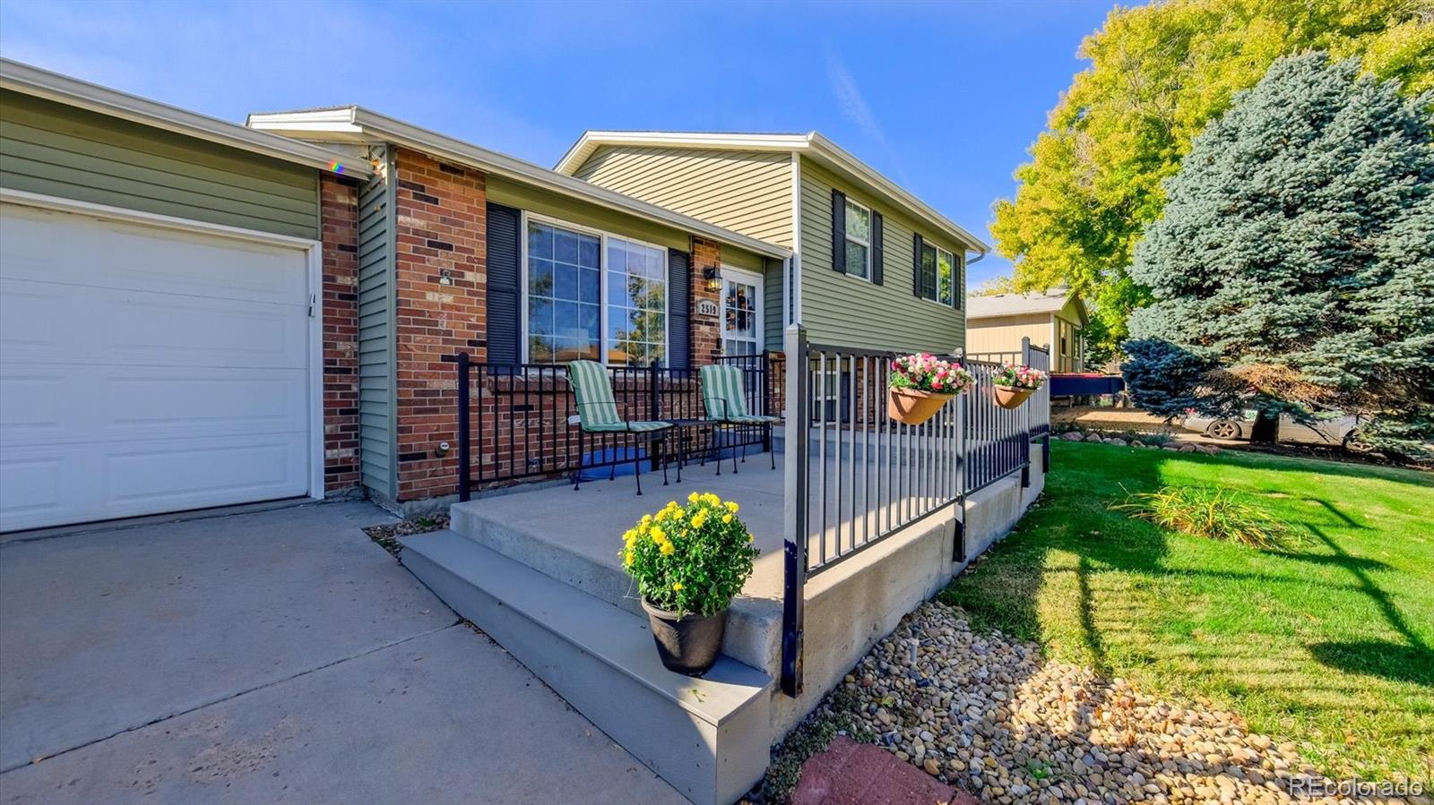 MLS Image #4 for 2519 s sable way,aurora, Colorado