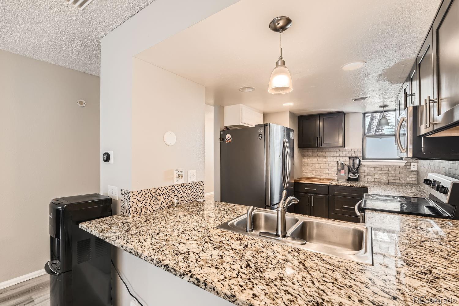 MLS Image #8 for 1475 s quebec way,denver, Colorado