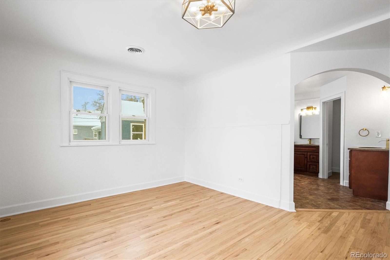 MLS Image #21 for 150  harrison street,denver, Colorado