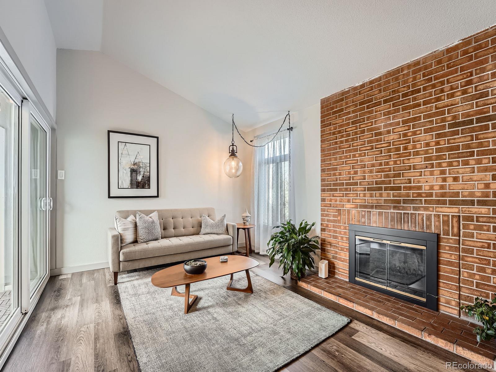 MLS Image #2 for 3351 s monaco parkway f,denver, Colorado