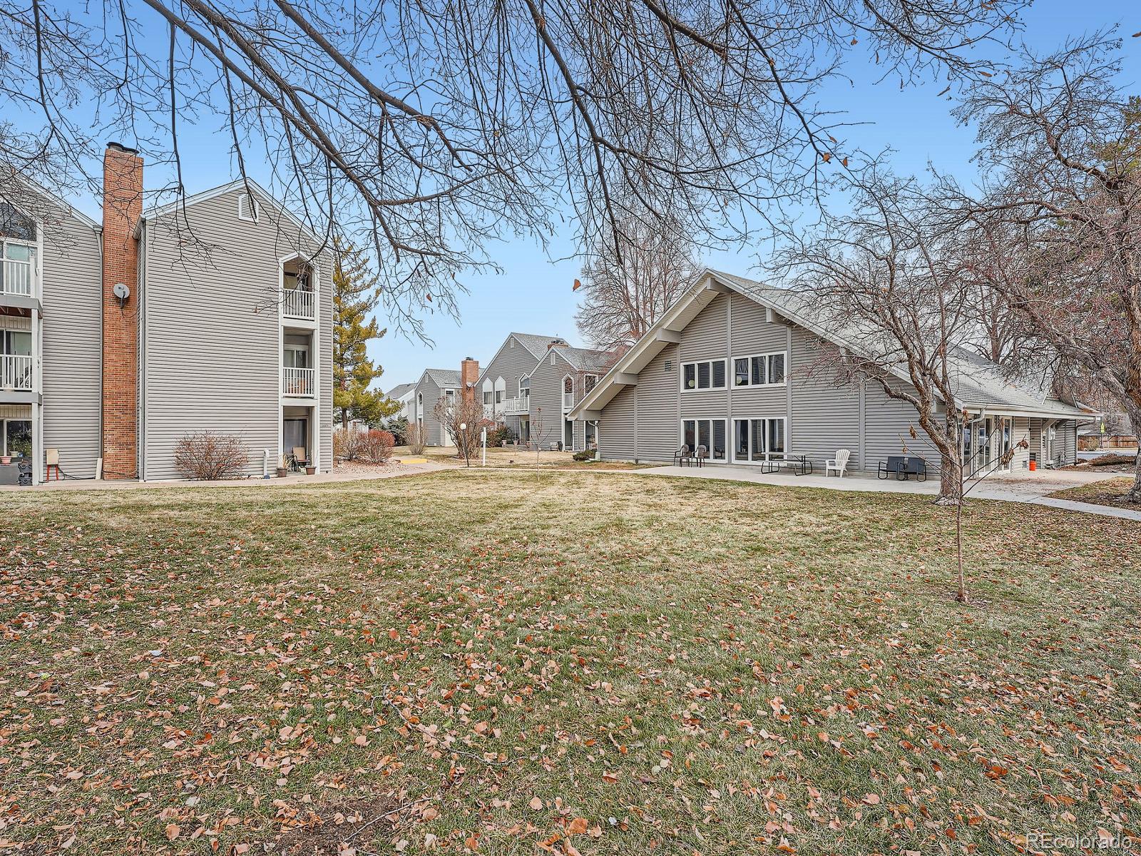 MLS Image #22 for 3351 s monaco parkway f,denver, Colorado