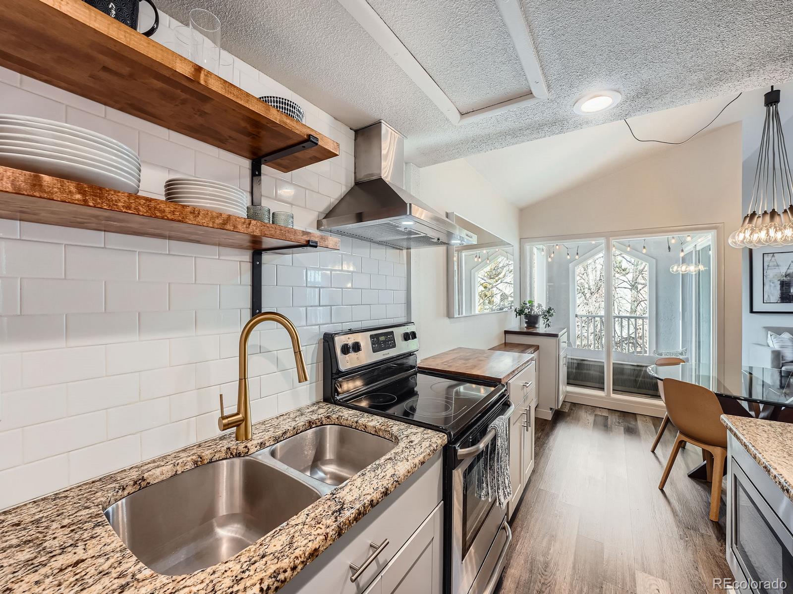 MLS Image #7 for 3351 s monaco parkway f,denver, Colorado