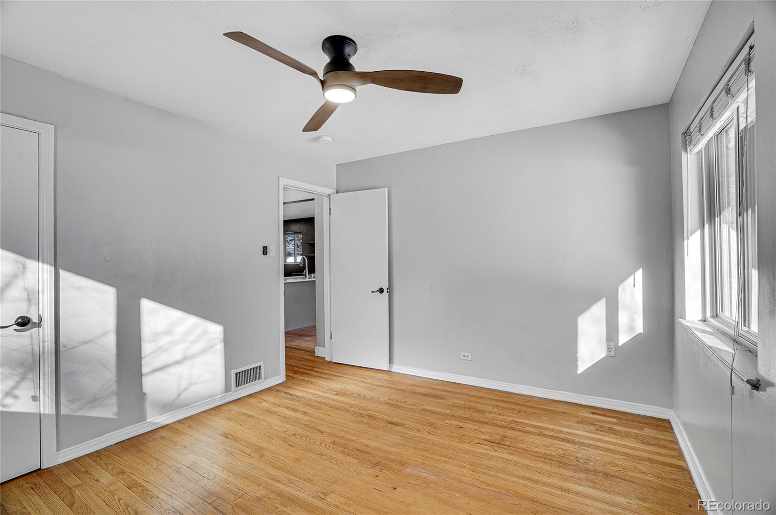 MLS Image #12 for 749  poplar street,denver, Colorado