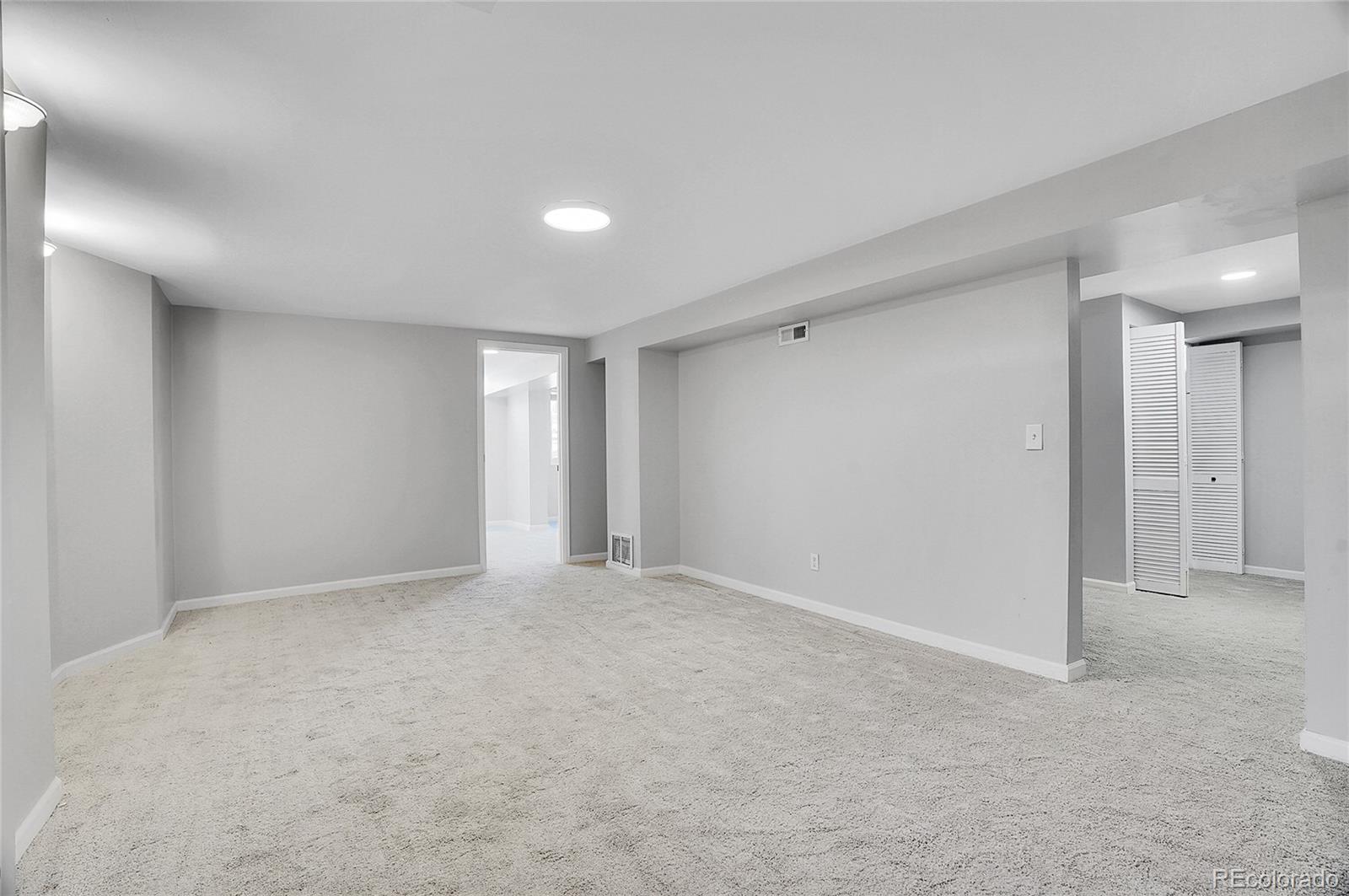 MLS Image #23 for 749  poplar street,denver, Colorado