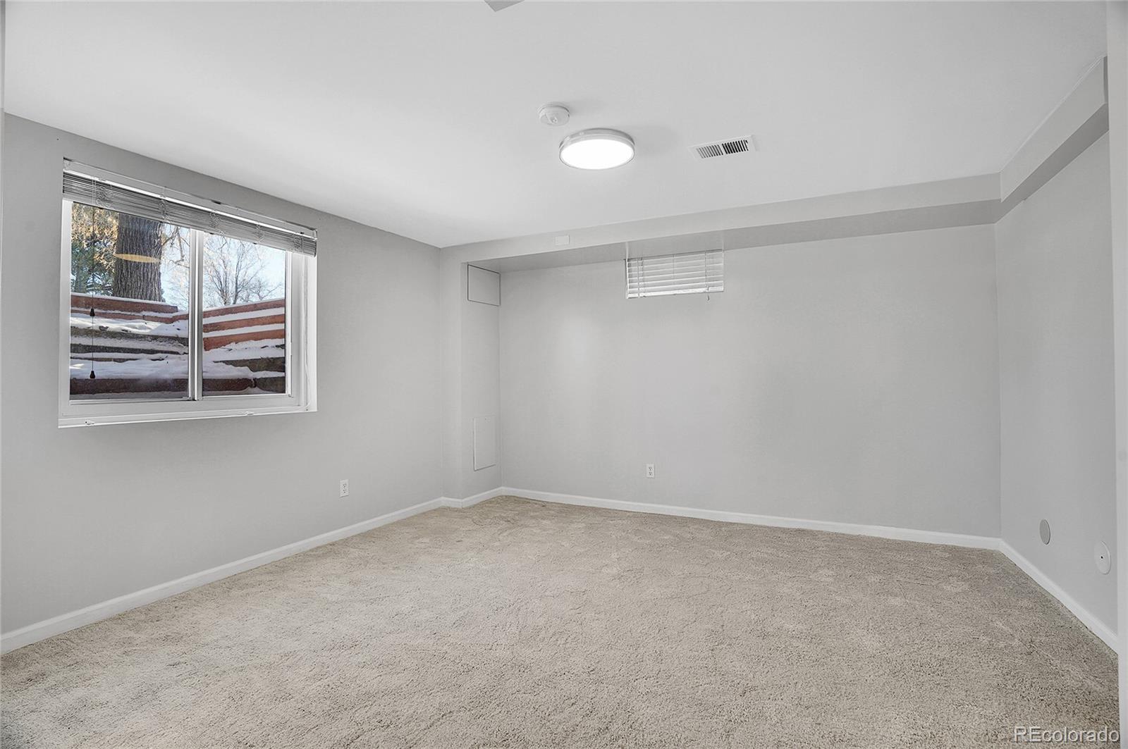 MLS Image #26 for 749  poplar street,denver, Colorado