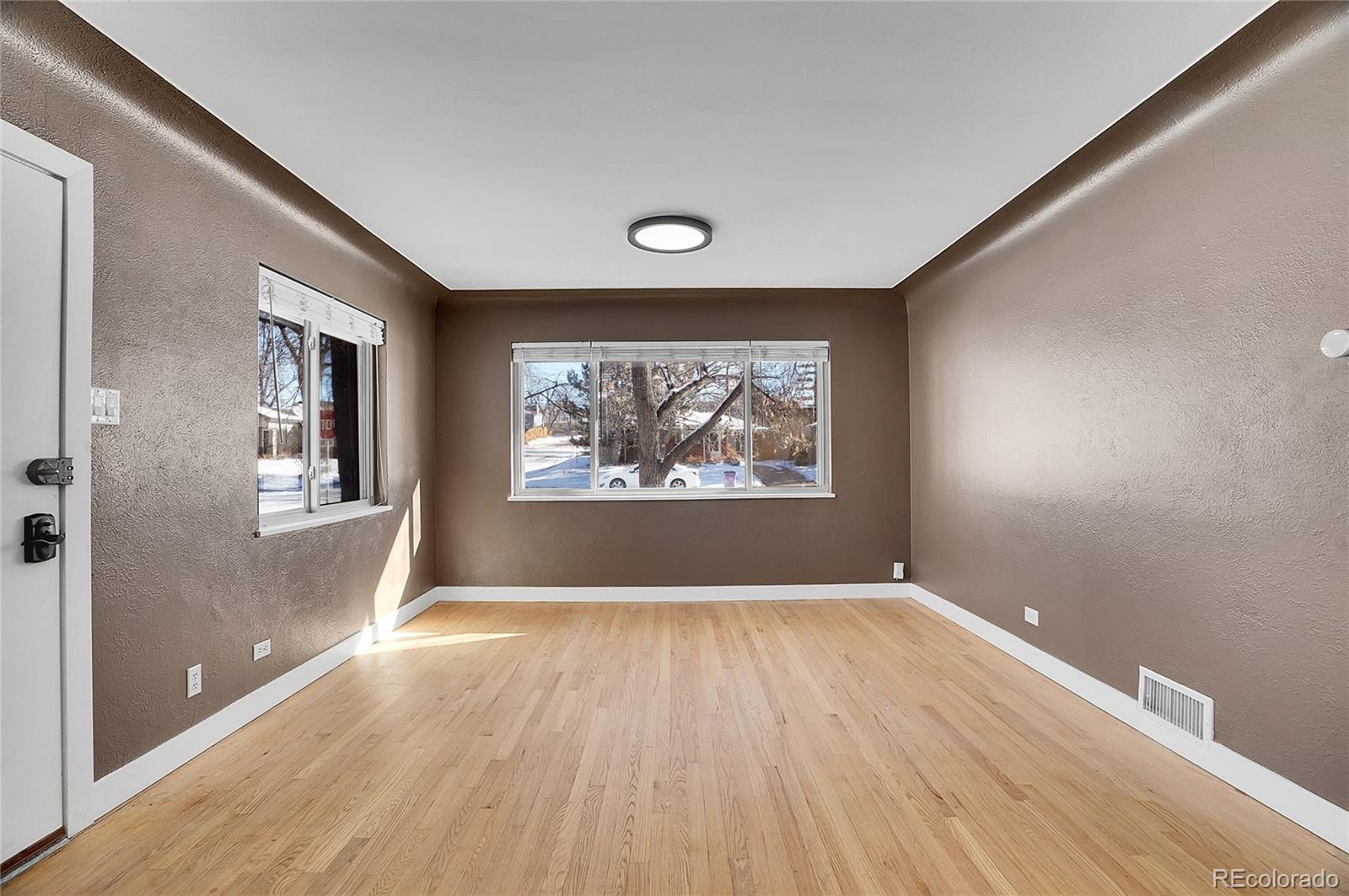 MLS Image #4 for 749  poplar street,denver, Colorado