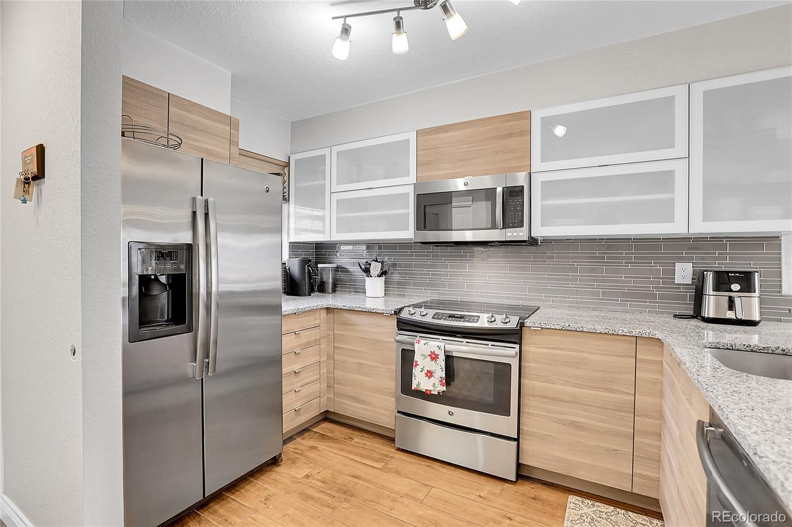 MLS Image #6 for 1818 s quebec way 11-8,denver, Colorado